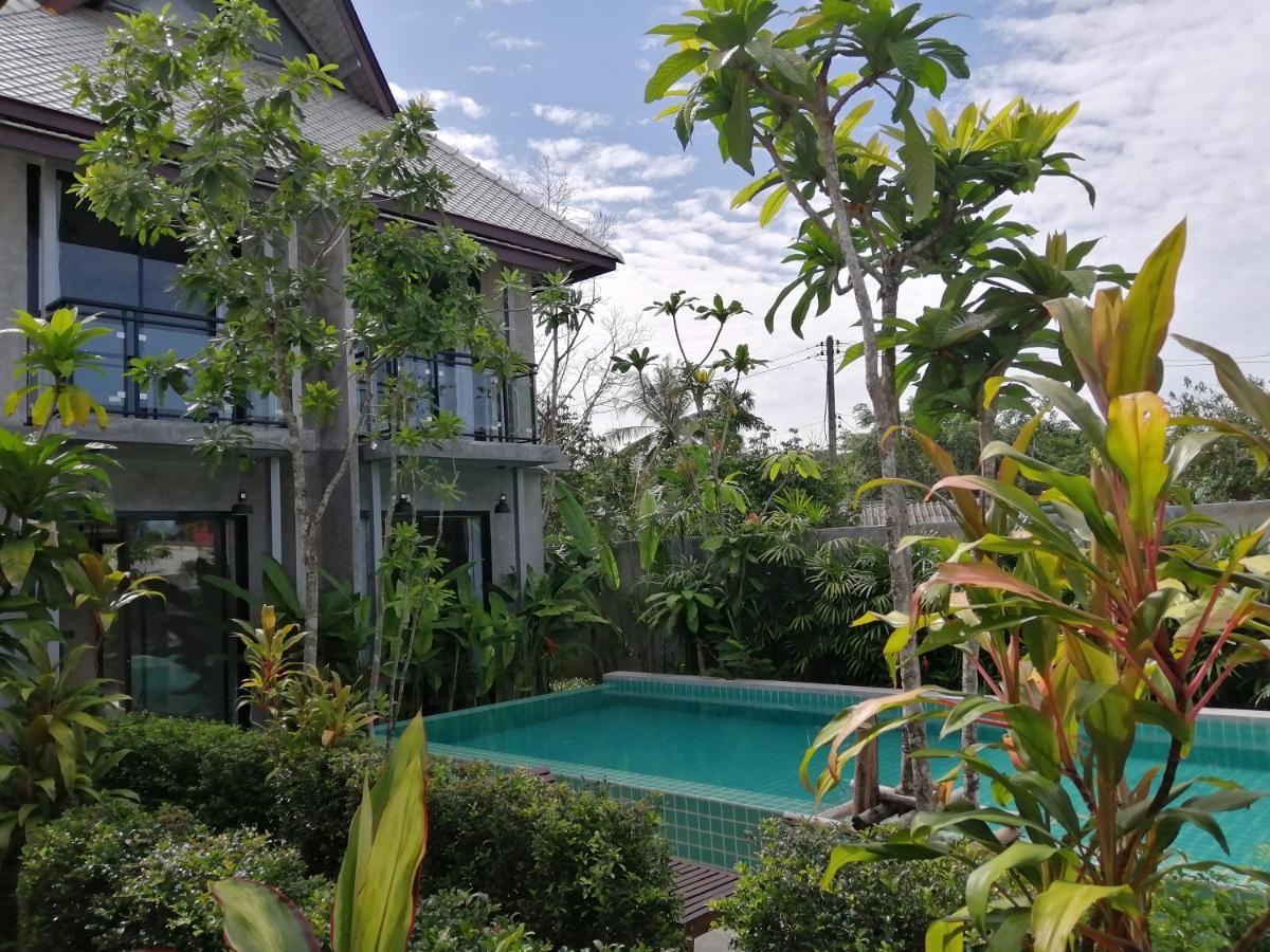 Jr Place Klong Muang Beach Exteriör bild