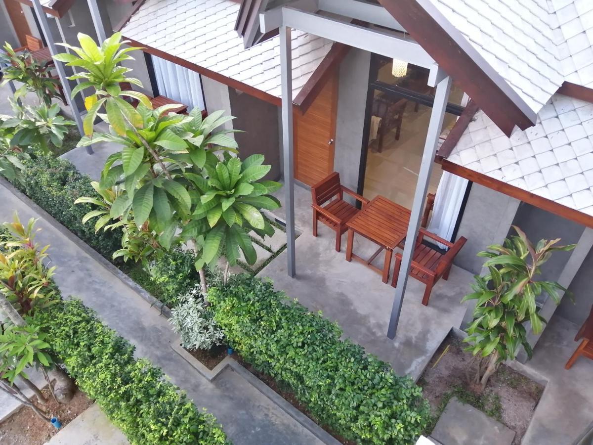 Jr Place Klong Muang Beach Exteriör bild