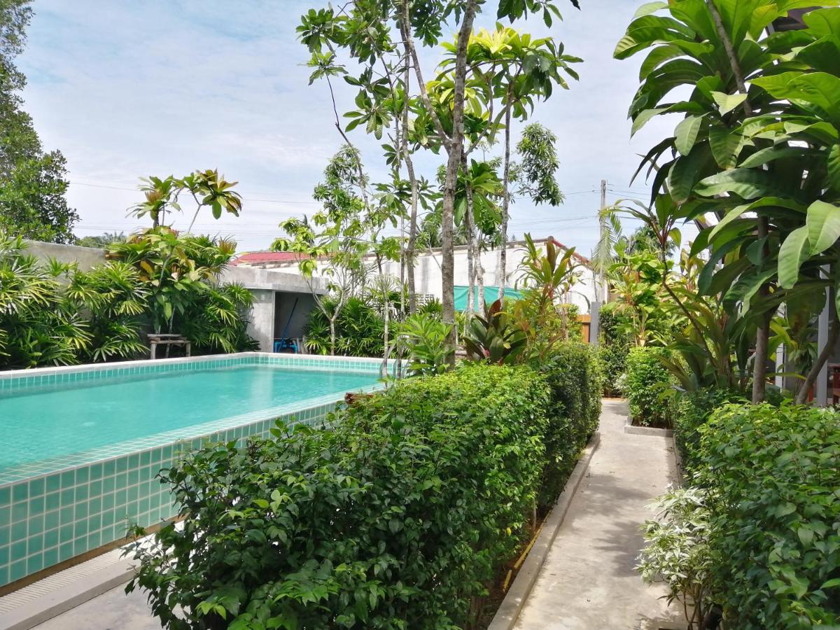 Jr Place Klong Muang Beach Exteriör bild